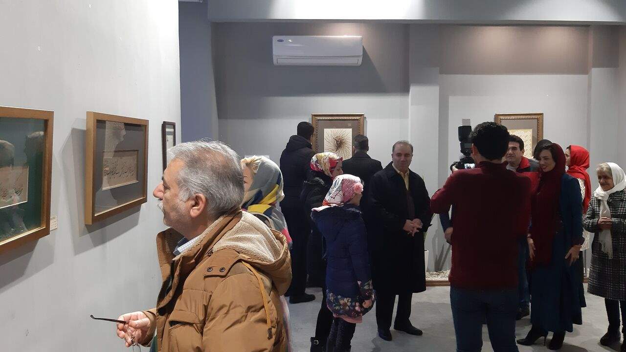 نمایشگاه خطاطی رقص خورشید در قزوین گشایش یافت