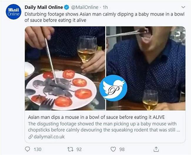 مرد آسیایی با آرامش در حال خوردن بچه موش زنده!؟ +عکس