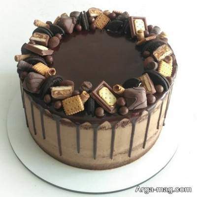 طرز تهیه کیک تولد شکلاتی در منزل با دستور پخت ساده و راحت