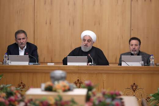 جزئیات جلسه امروز هیئت دولت به ریاست حسن روحانی/ میزان پاداش پایان سال 1398 کارکنان دولت تعیین شد