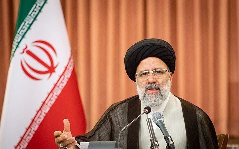 مجرمان اقتصادی خودشان را برای محاکمه آماده کنند