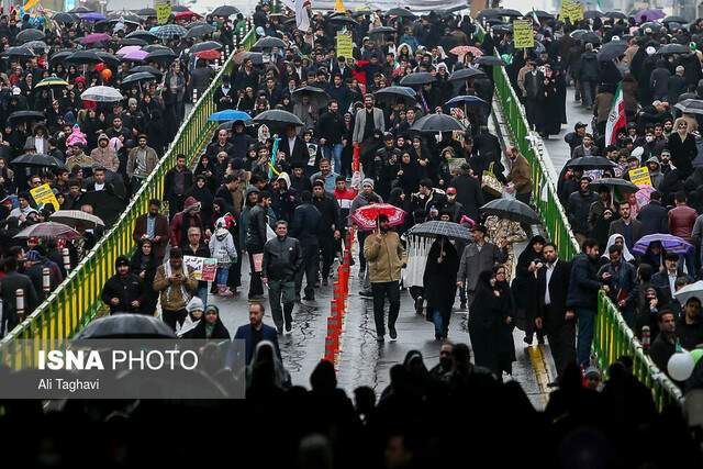 شهر تهران آماده برگزاری راهپیمایی یوم الله 22 بهمن است