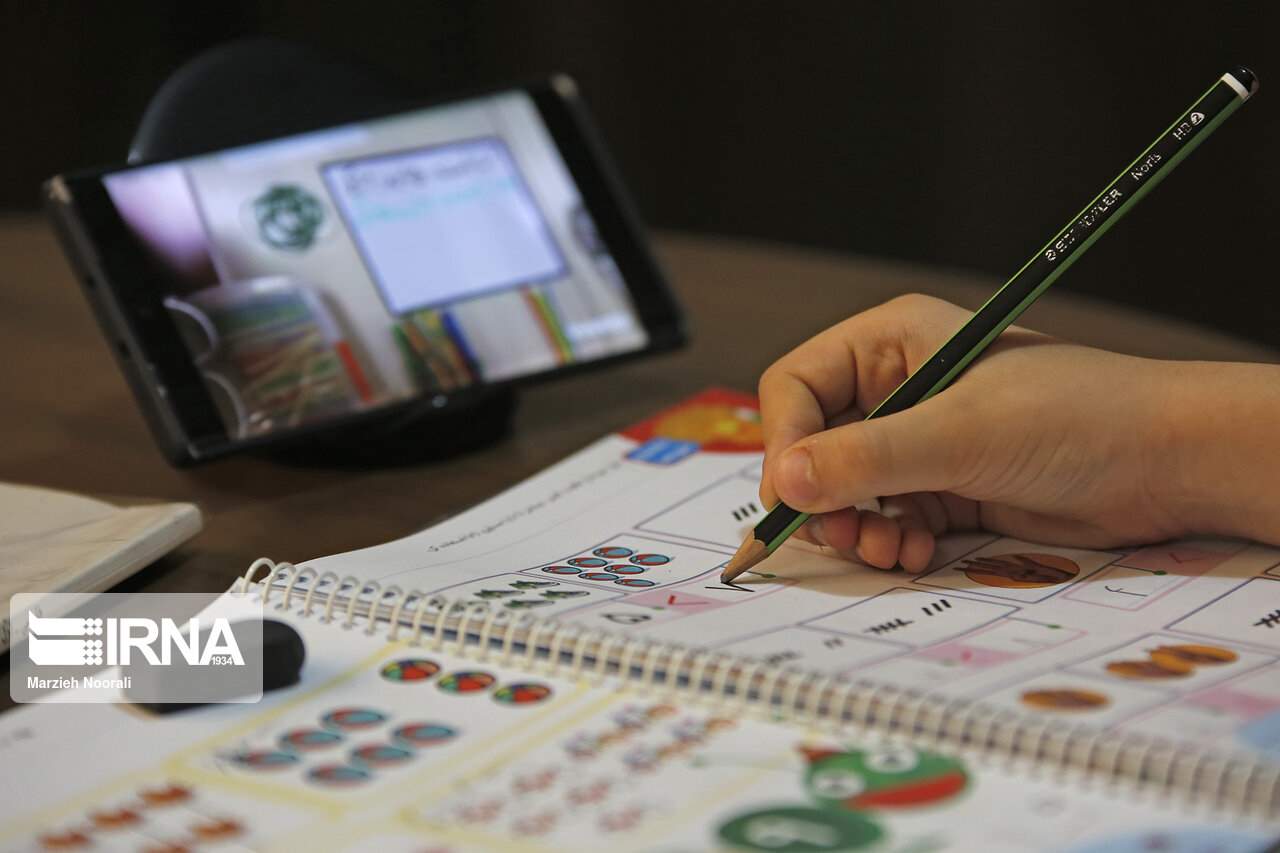 برگزاری جشنواره الگوهای برتر تدریس در فضای مجازی در روزهای کرونایی