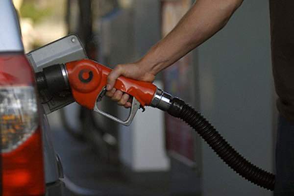 مصرف بنزین کشور به 44 میلیون لیتر رسید