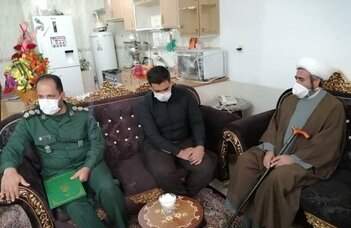 دیدار فرمانده سپاه الغدیر یزد با خانواده یک شهید مدافع سلامت