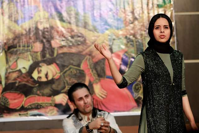 قصه‌گویی یک نقال ایرانی در یک رخداد جهانی به بهانه خانه نشینی