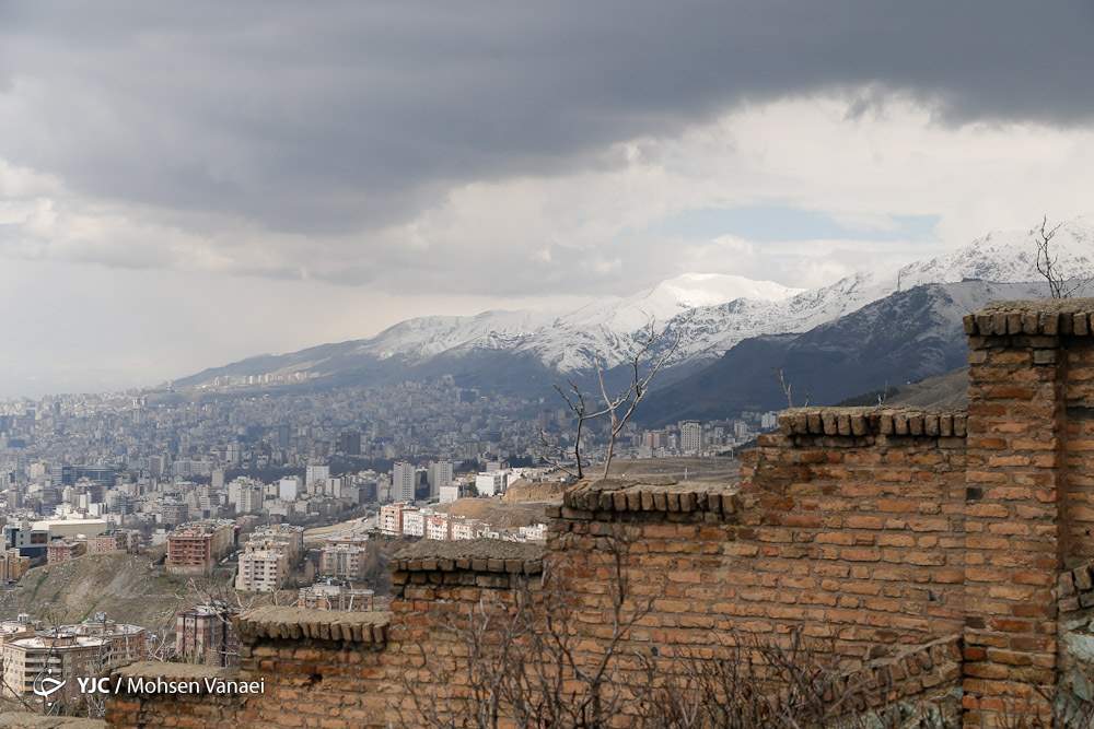 هوای تهران در 19 فروردین قابل قبول است
