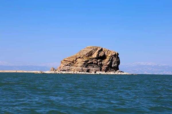 افزایش 43 سانتی سطح تراز دریاچه ارومیه در ابتدای سال جدید/ باران دریاچه را نجات می دهد