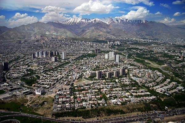 هوای تهران در 31 فروردین قابل قبول است