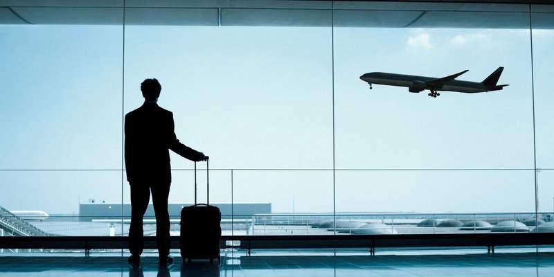 تعزیرات یا سازمان هواپیمایی کشور؛ کدامیک مسئول استرداد پول مسافران است؟