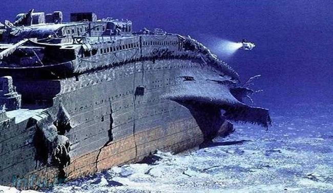 تایتانیک؛ برخورد با کوه یخ یا شلیک زیردریایی؟!