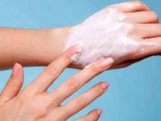 درمان خشکی پوست با 5 راهکار ساده