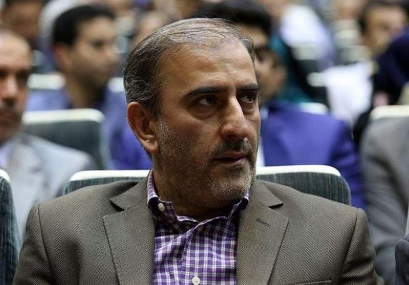 عضو شورای شهر تهران از تعدیل کارگران هتل شهر انتقاد کرد