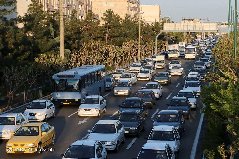 ترافیک صبحگاهی در بزرگراه‌های همت، حکیم و امام علی (ع)