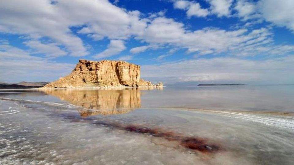 کاهش0.6 سانتی متری سطح تراز دریاچه ارومیه