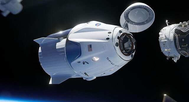 " کرو دراگون" مسافرانش را در ایستگاه فضایی پیاده کرد+فیلم