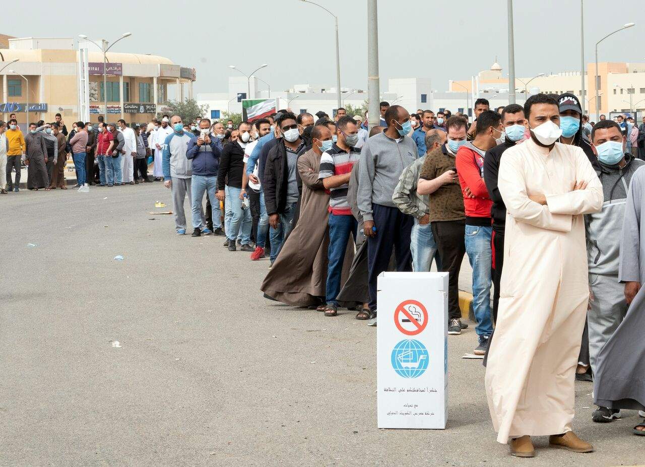 کویت 40 درصد کارگران خارجی را  کاهش می‌دهد