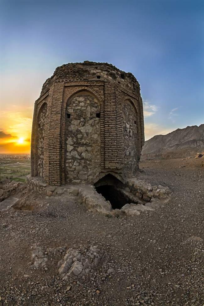 وضعیت زیست محیطی شهرری افتضاح/ از کوه خواری کارخانه سیمان تا نابودی گنبد اینانج