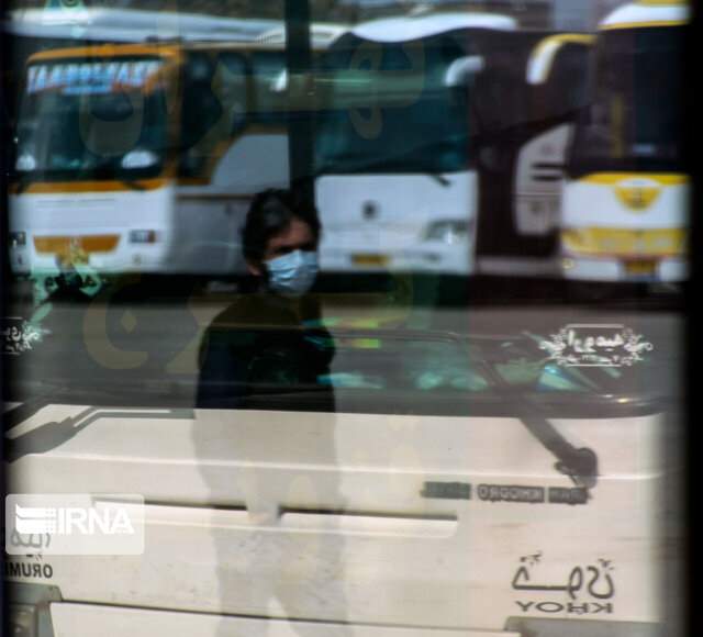 استفاده مسافران از ماسک در اتوبوس اجباری است