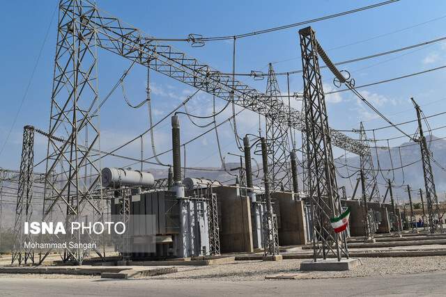 فشار  4.5 میلیون تهرانی به شبکه برق