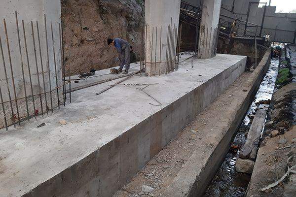پیشرفت عملیات مقاوم سازی پل تقاطع بزرگراه شهید سلیمانی با بزرگراه شهید حقانی