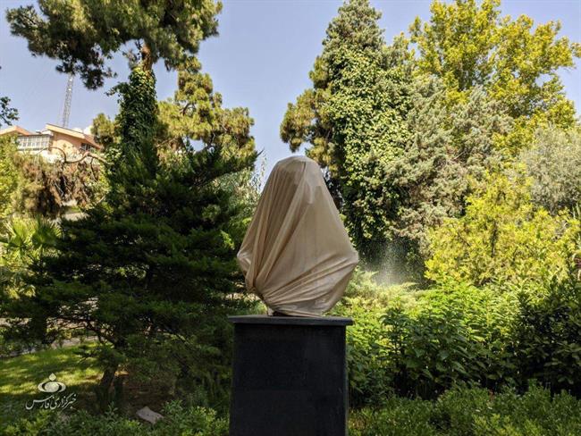آیا این مجسمه ناپیدا متعلق به شهید سلیمانی است؟ +عکس