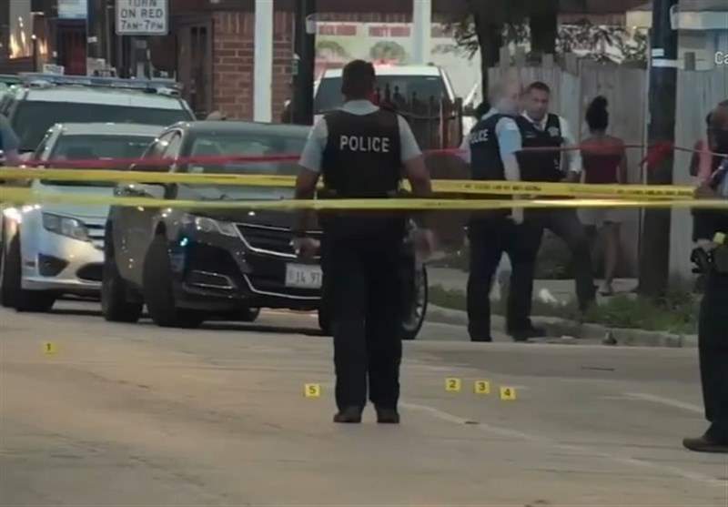 آمریکا/ کشته و زخمی شدن 22 نفر در تیراندازی‌ در شیکاگو