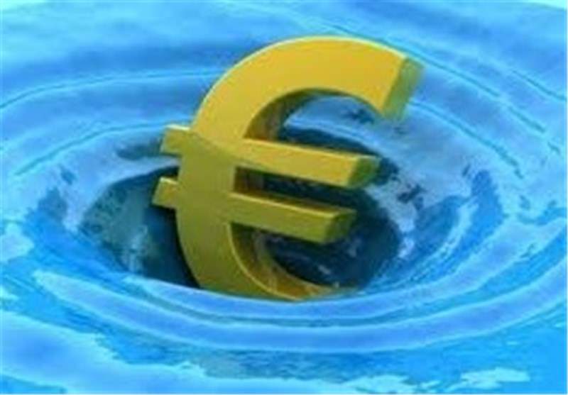 کمیسیون اروپا از رکود عمیق‌تر منطقه یورو خبر داد