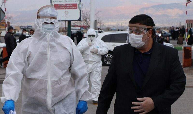 ممانعت پلیس از حضور بدون ماسک در وادی رحمت تبریز