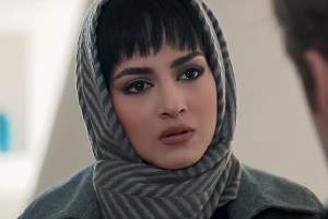 بیوگرافی پردیس پورعابدینی، بازیگر سریال آقازاده + عکس