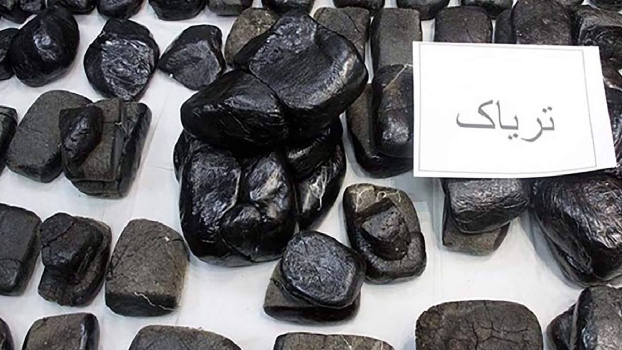 دستگیری قاچاقچیان پایتخت نشین/ از مخفیگاه متهمان 91 کیلوگرم تریاک کشف شد