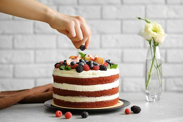 کیک خانگی با طعم و مزه‌های مختلف برای همه
