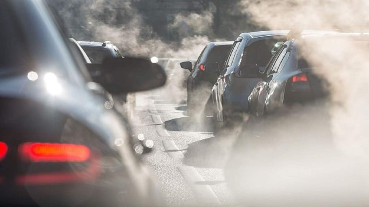 سایش تایر و لنت ترمز عامل مهم آلودگی هوای پایتخت