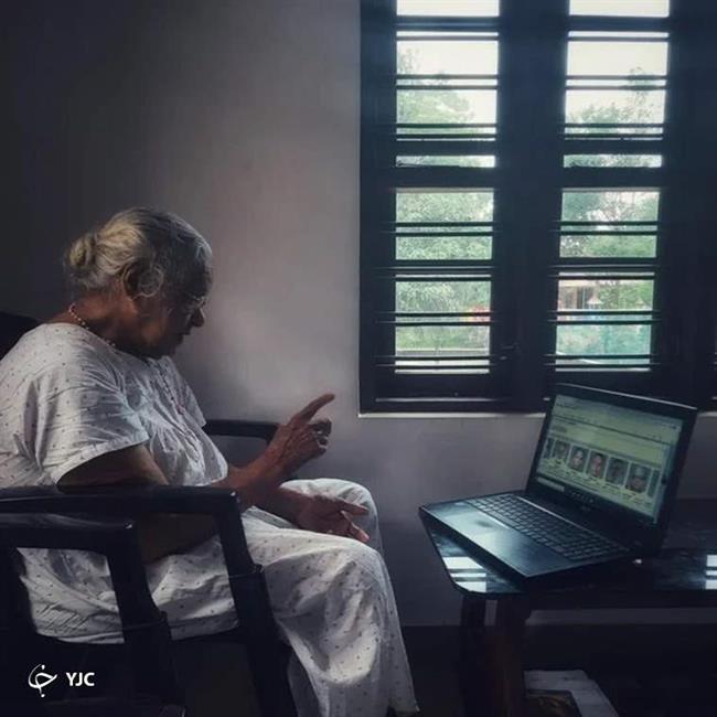 مهارت جالب مادربزرگ 90 ساله در استفاده از لپ تاپ!