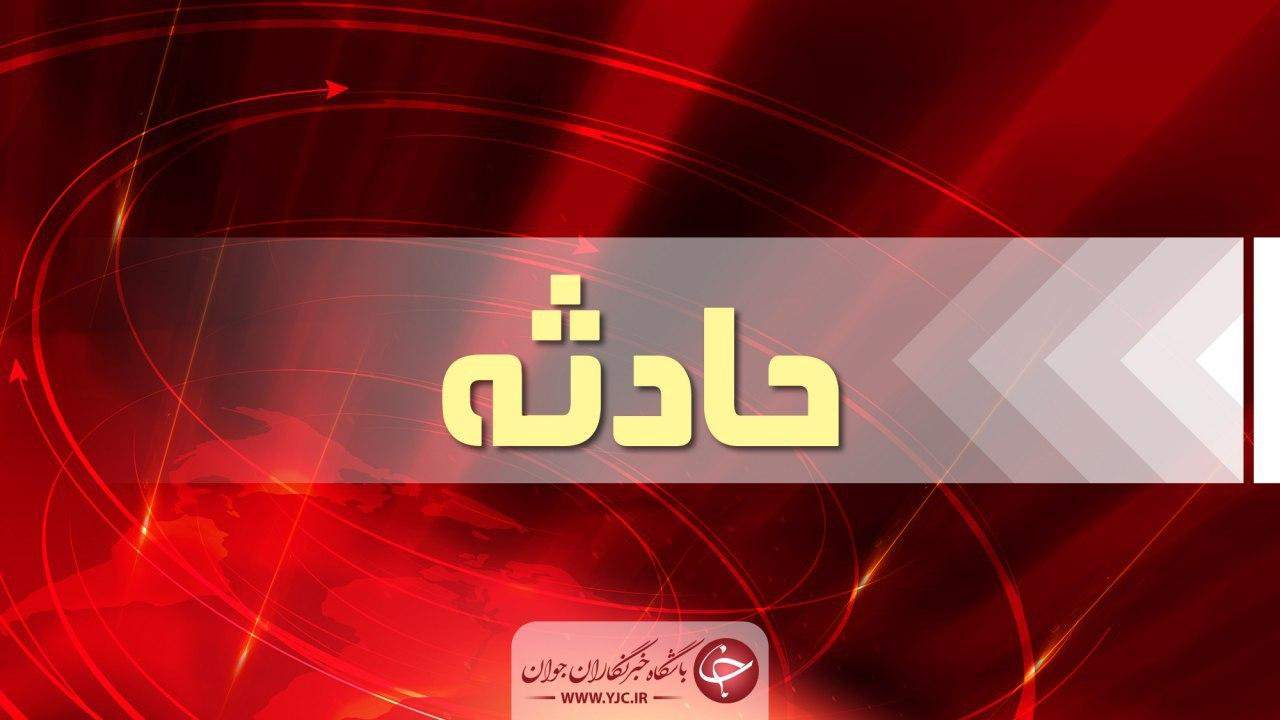 مصدوم شدن یک نفر براثر واژگونی کامیونت