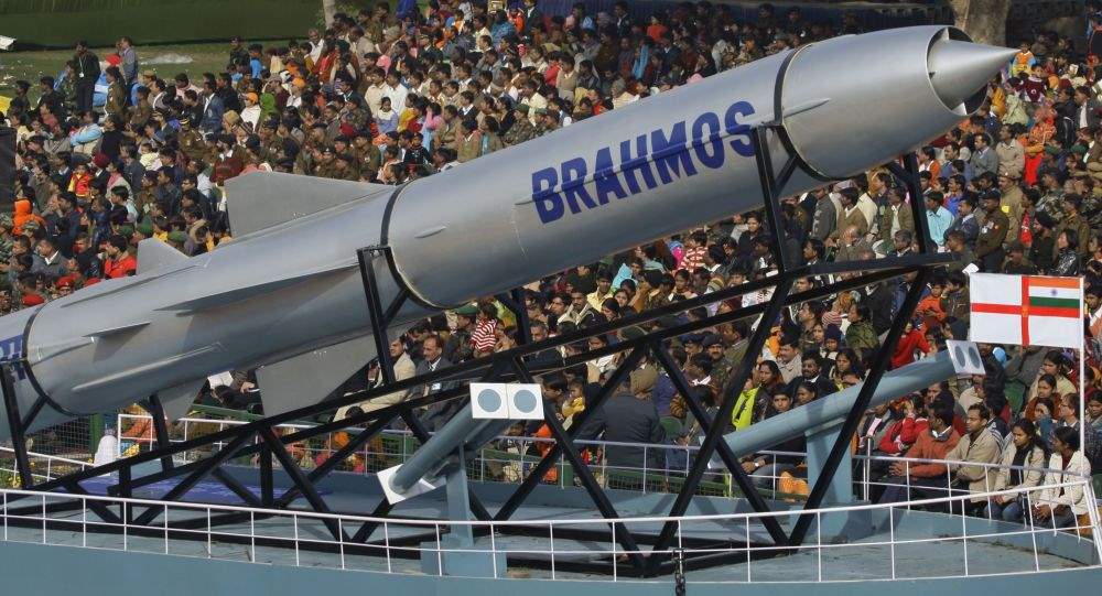 آزمایش موفقیت آمیز موشک براهموس در هند