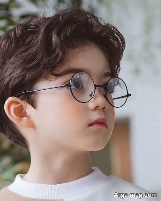 مدلی از عینک طبی کودکانه