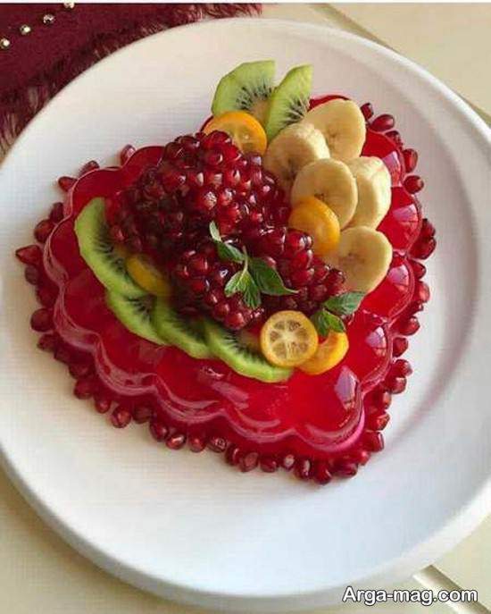 تزیینات ژله همراه با میوه