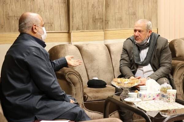 لباس متفاوت مشاور رهبری در گیلان
