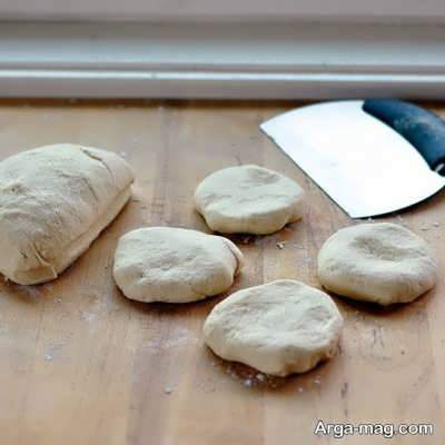 طرز تهیه نان قابلمه ای