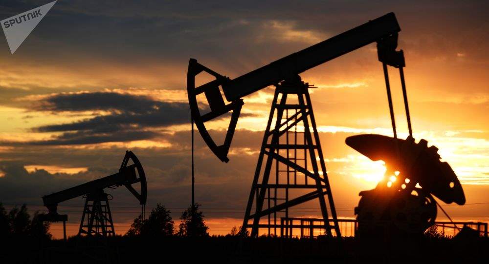 چین در بازار نفت از آمریکا پیشی می گیرد