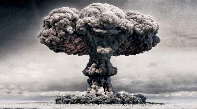 سلاح های هسته ای مدرن مانند بمب هسته ای B83 که توسط ایالات متحده ساخته شده، از فرآیند شکافتی مشابه آنچه در بمب های اتمی به کار گرفته شده استفاده می شود
