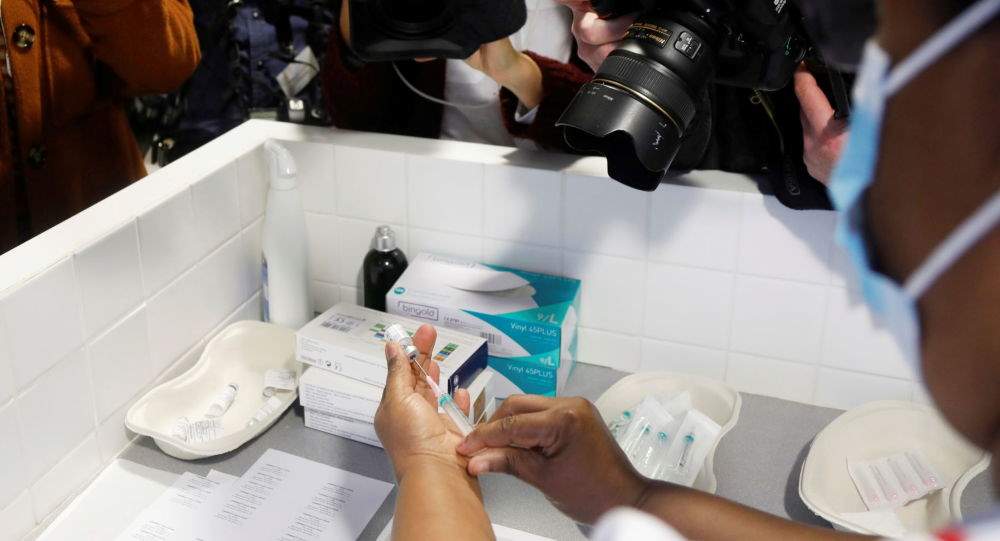 واکنش های جانبی جدید هنگام زدن واکسن فایزر در فرانسه