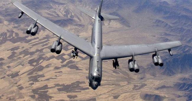 آمریکا 2 فروند بمب افکن بی 52 به خاورمیانه اعزام کرد