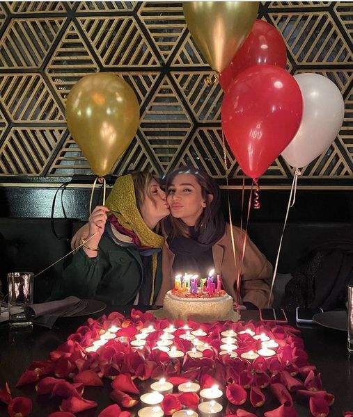 تیپ نیوشا ضیغمی در جشن تولد خواهرش+عکس