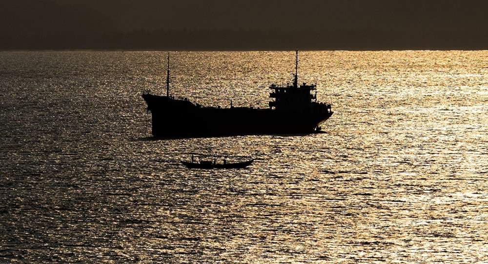 انتقال نفتکش توقیف شده ایرانی به یک جزیره در اندونزی