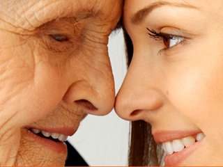 ضرورت تأمین نیازهای عاطفی سالمندان