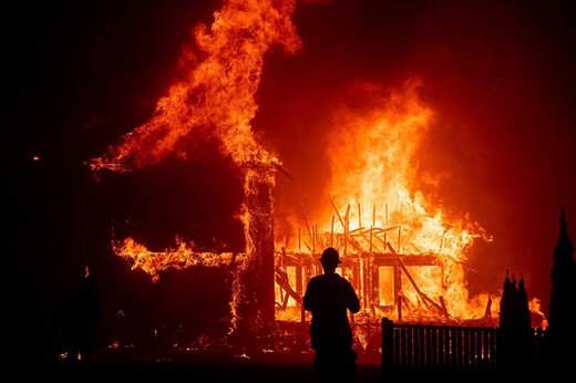 ببینید ؛ تصاویری هولناک از آتش‌سوزی گسترده در کالیفرنیای آمریکا