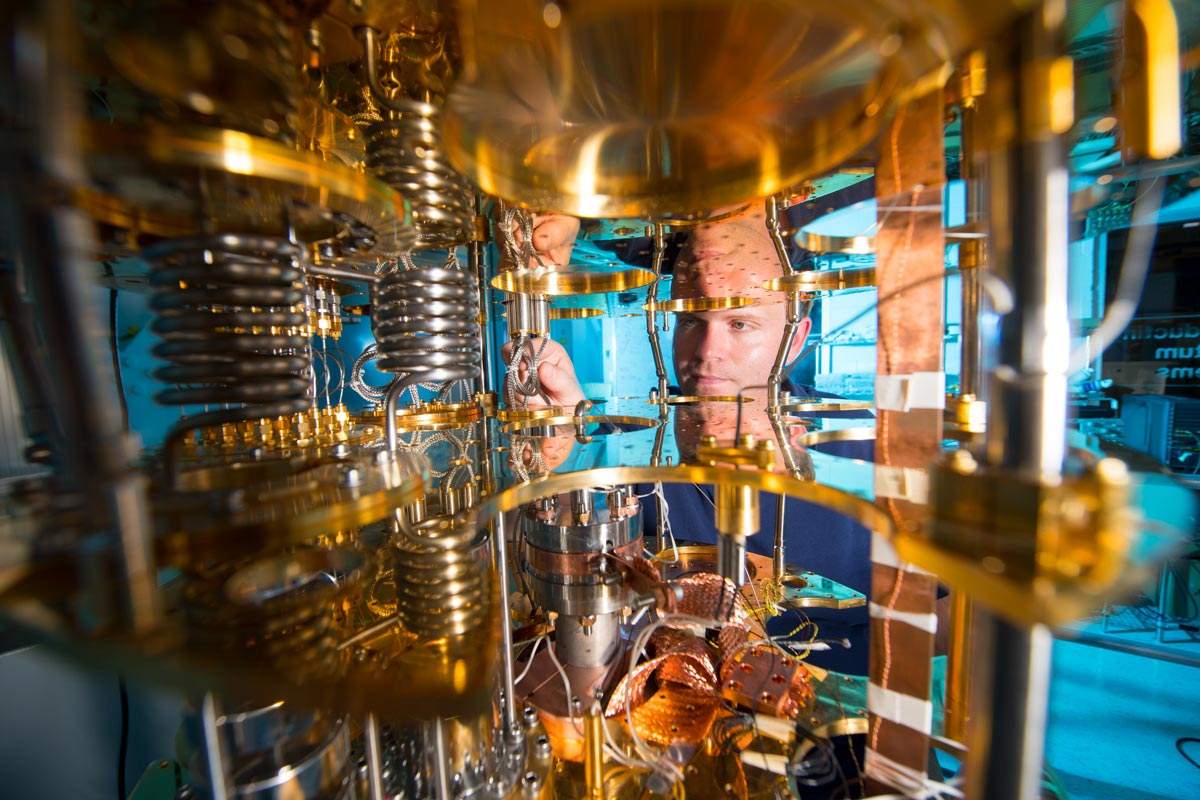دانشمندان برای اولین بار بیت‌های کوانتومی را بین دو شبکه منتقل کردند