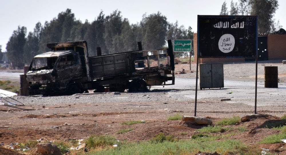 رسانه های سوریه از تماس ارتش آمریکا با داعش خبر دادند